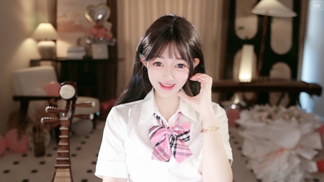 奈奈【小點心】星秀直播_奈奈【小點心】視頻直播 - 虎牙直播