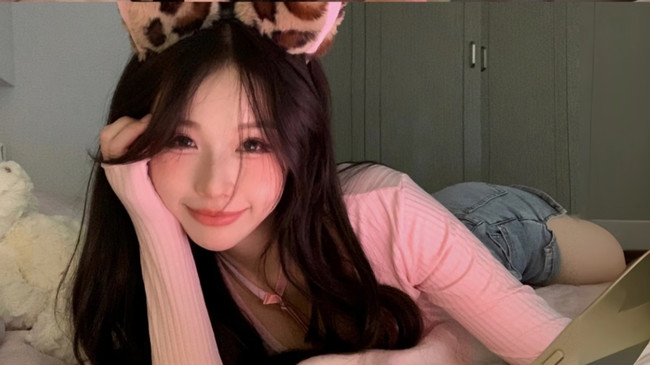 哥 隔壁黄毛又说喜欢我！！！