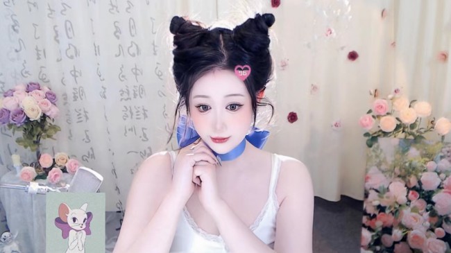 你眼瞎耳聋嘛？看不见我的美貌？
