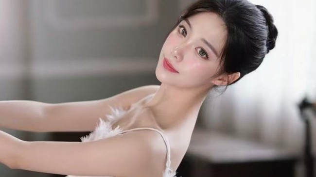 这个女孩有点甜