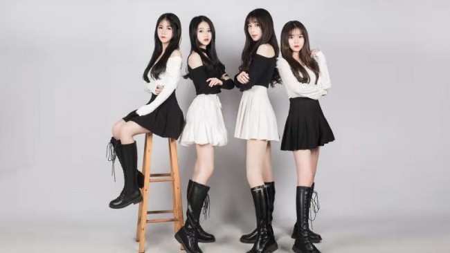 YJ-性感女神組合星秀直播_YJ-性感女神組合視頻直播 - 虎牙直播