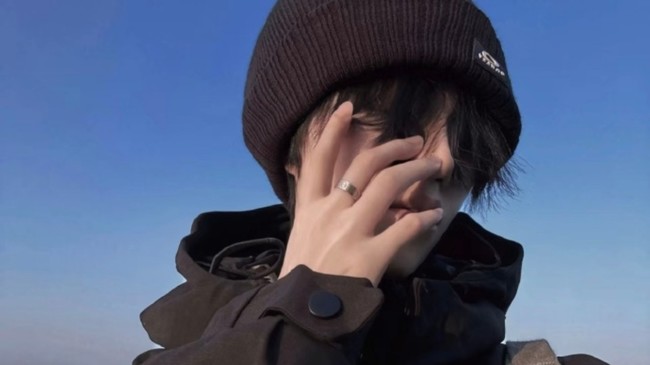 别看了，你得不到