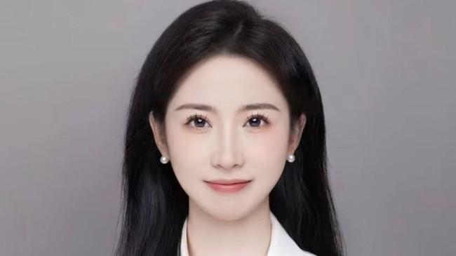 欢迎来到哀鸣无片云的直播间