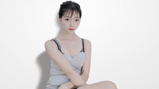 笨笨的妹子星秀直播_笨笨的妹子視頻直播 - 虎牙直播
