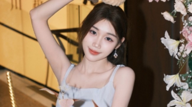 欢迎来到夏歌爱吃肉的直播间