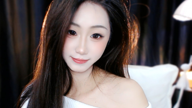 阳乐乐zy - 新人主播，求守护