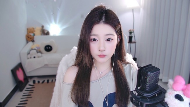 人未老，想低保，小小年纪，苦恼苦恼