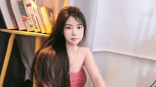 主播说会跳能唱