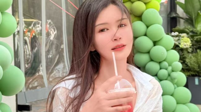 欢迎来到月亮里的兔耳朵的直播间